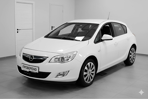 Opel Astra, 2012 года, пробег 134387 км