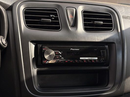 Renault Logan Access, 2018 года, пробег 162880 км