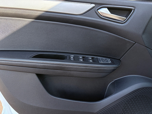Renault Arkana Drive, 2021 года, пробег 75000 км