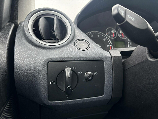 Ford Fiesta Ghia, 2007 года, пробег 102832 км