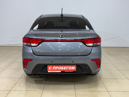 Kia Rio Luxe RED Line, 2018 года, пробег 130829 км