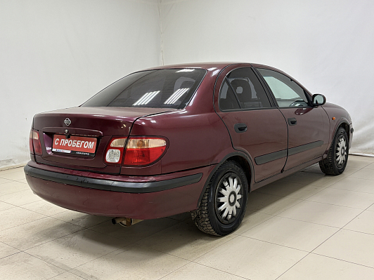 Nissan Almera, 2001 года, пробег 325000 км