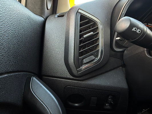 Lada (ВАЗ) XRAY Classic, 2019 года, пробег 174582 км