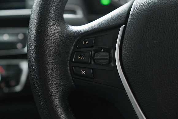 BMW 1 серии 118i Sport Line, 2016 года, пробег 86824 км