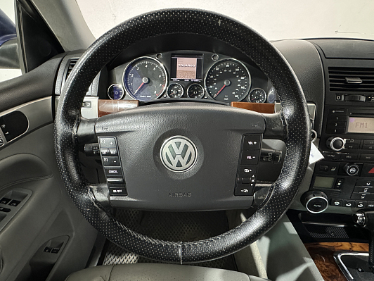 Volkswagen Touareg, 2003 года, пробег 370929 км