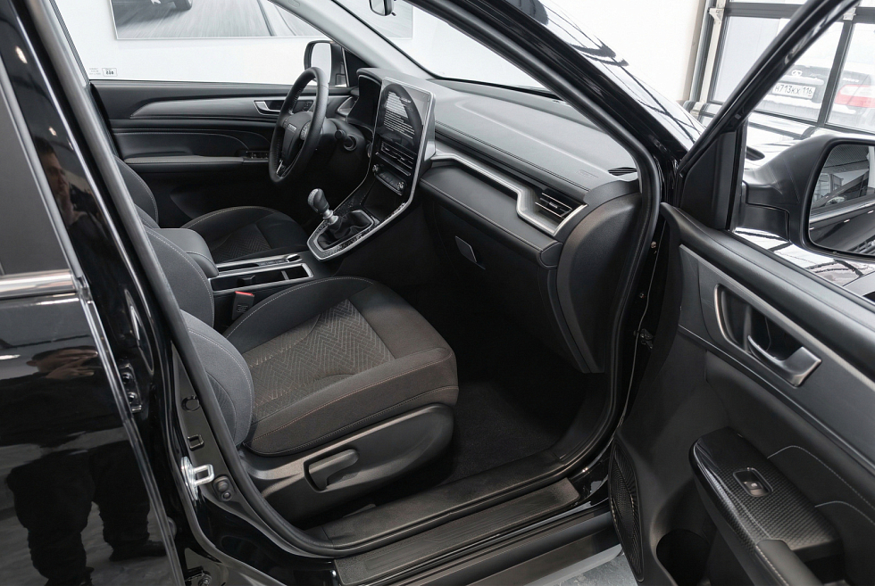 Haval M6 Оптимум, черный