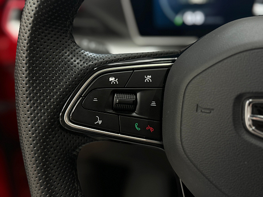Geely Coolray Flagship, 2023 года, пробег 34217 км
