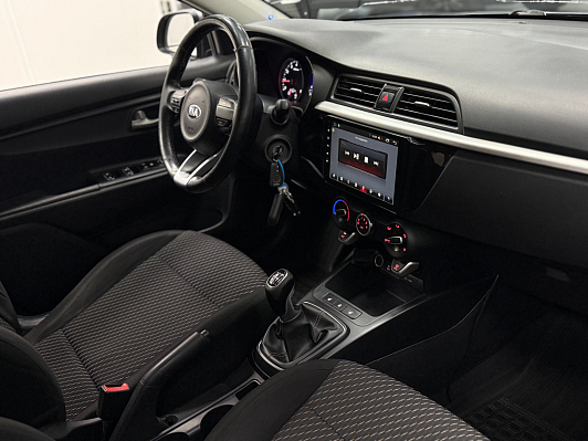 Kia Rio Comfort, 2017 года, пробег 127000 км