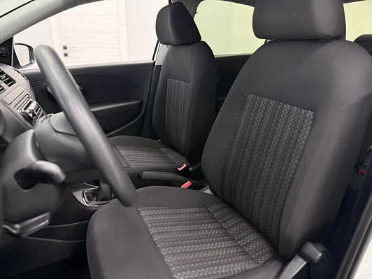 Volkswagen Polo Comfortline, 2017 года, пробег 140982 км