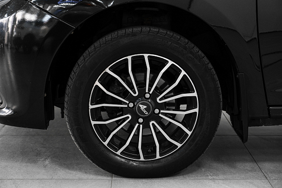 Renault Logan Confort, 2016 года, пробег 105000 км