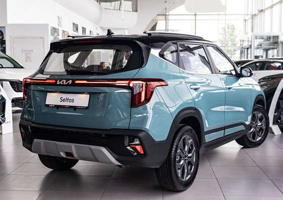 Kia Seltos Deluxe Edition, синий