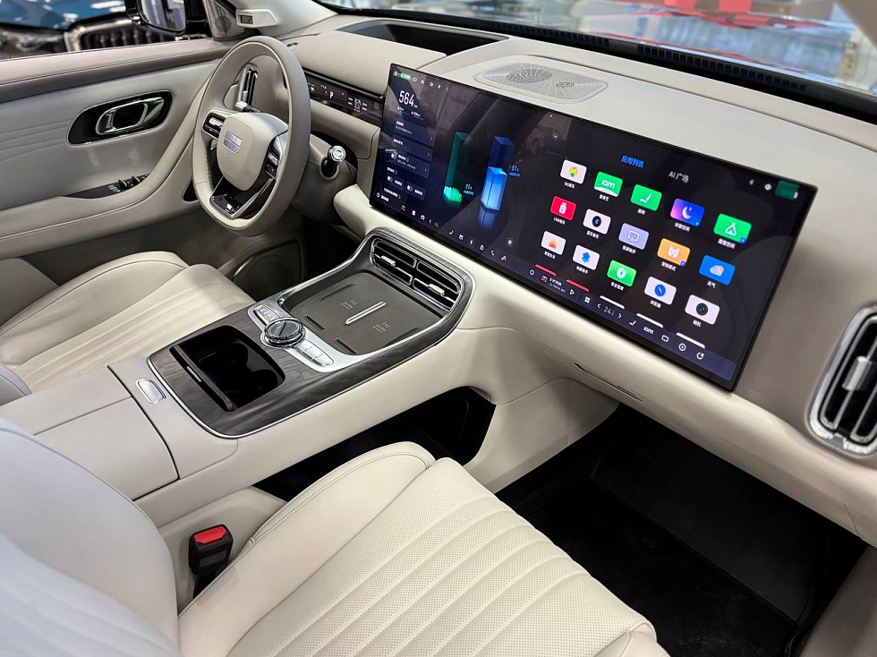 Geely Galaxy M9 Smart Drive, зеленый