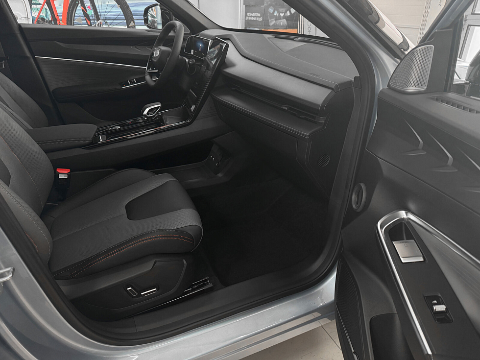 Geely Cityray Флагман, голубой