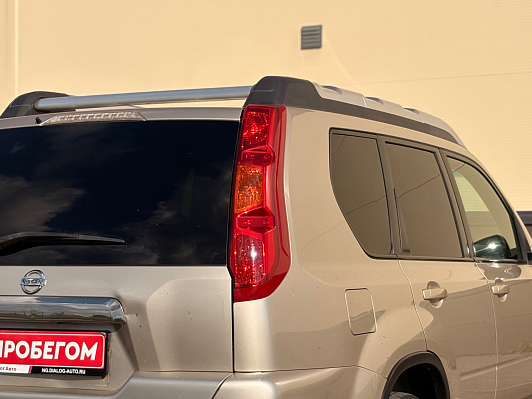 Nissan X-Trail SE, 2010 года, пробег 330000 км