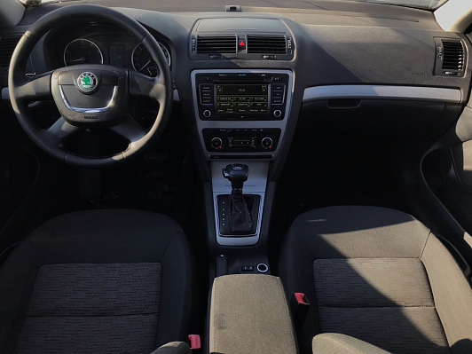 Skoda Octavia Elegance, 2012 года, пробег 321130 км