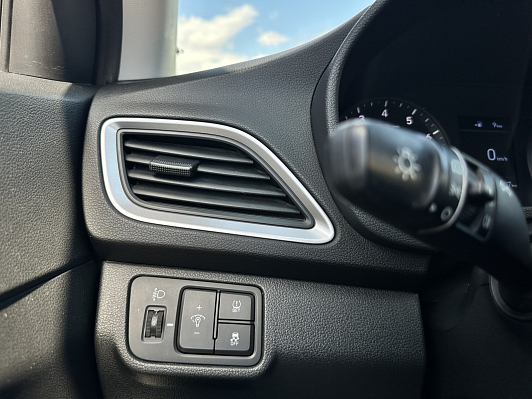 Hyundai Solaris Comfort + Advanced, 2017 года, пробег 170200 км