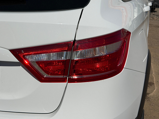 Lada (ВАЗ) Vesta Black, 2021 года, пробег 103726 км