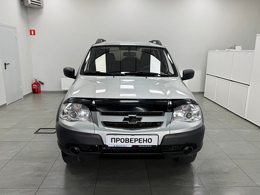 Chevrolet Niva LE, 2018 года, пробег 111160 км