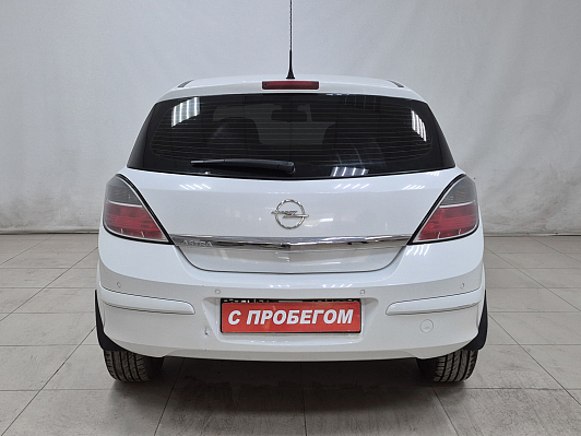 Opel Astra, 2011 года, пробег 234883 км