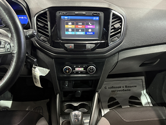 Lada (ВАЗ) XRAY Luxe Prestige, 2017 года, пробег 142000 км