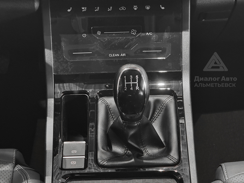 Chery Tiggo 4 MT Line, серый