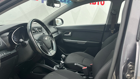 Kia Rio Luxe, 2017 года, пробег 90711 км