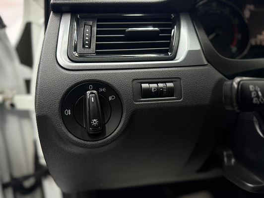 Skoda Rapid Hockey Edition Active, 2019 года, пробег 93860 км