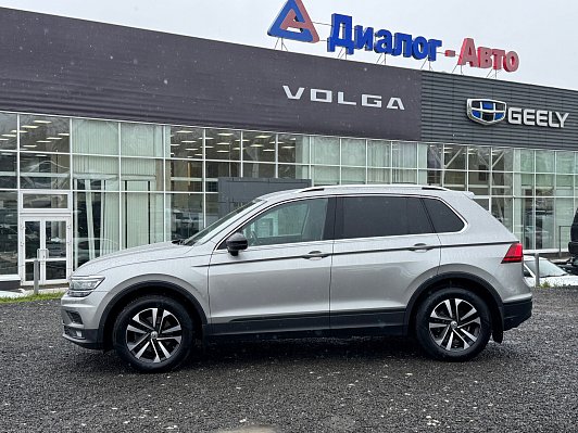 Volkswagen Tiguan CONNECT, 2019 года, пробег 68561 км