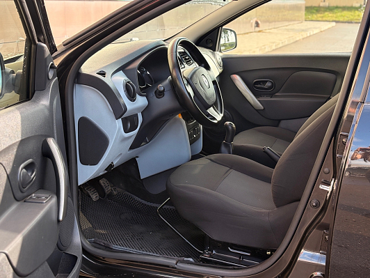 Renault Sandero Confort, 2014 года, пробег 132716 км