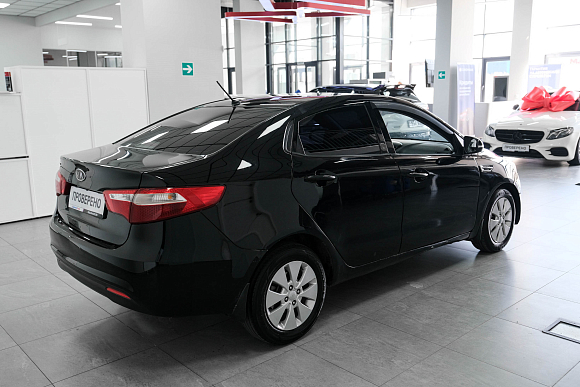 Kia Rio, 2012 года, пробег 269000 км