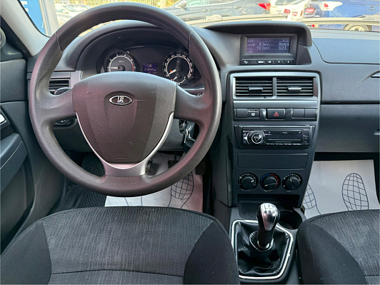 Lada (ВАЗ) Priora Norma White Edition 21705-45-057, 2014 года, пробег 213500 км