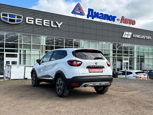 Renault Kaptur Play, 2018 года, пробег 101830 км