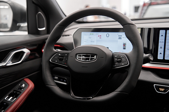 Geely Coolray Exclusive, серый