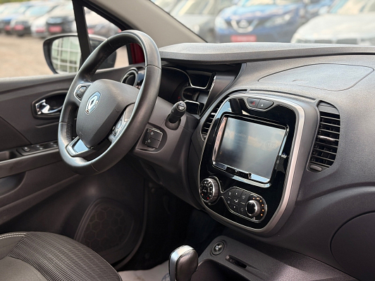 Renault Kaptur Play, 2019 года, пробег 65999 км