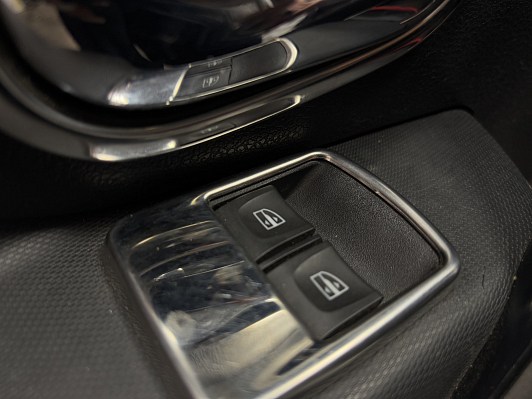 Renault Logan Drive, 2021 года, пробег 30000 км