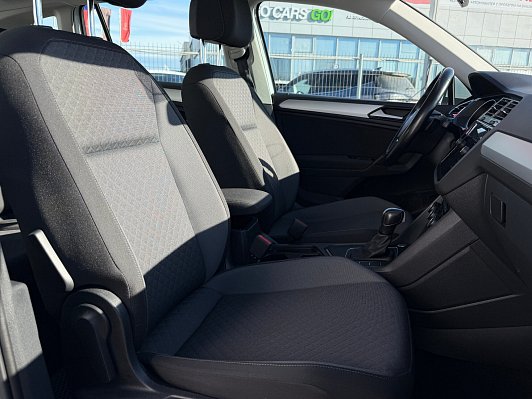 Volkswagen Tiguan Highline, 2020 года, пробег 65300 км