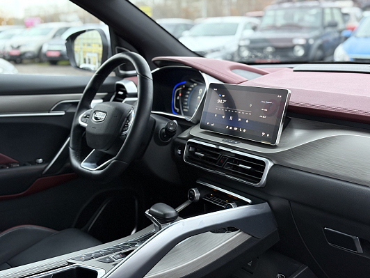 Geely Coolray Flagship, 2024 года, пробег 30513 км