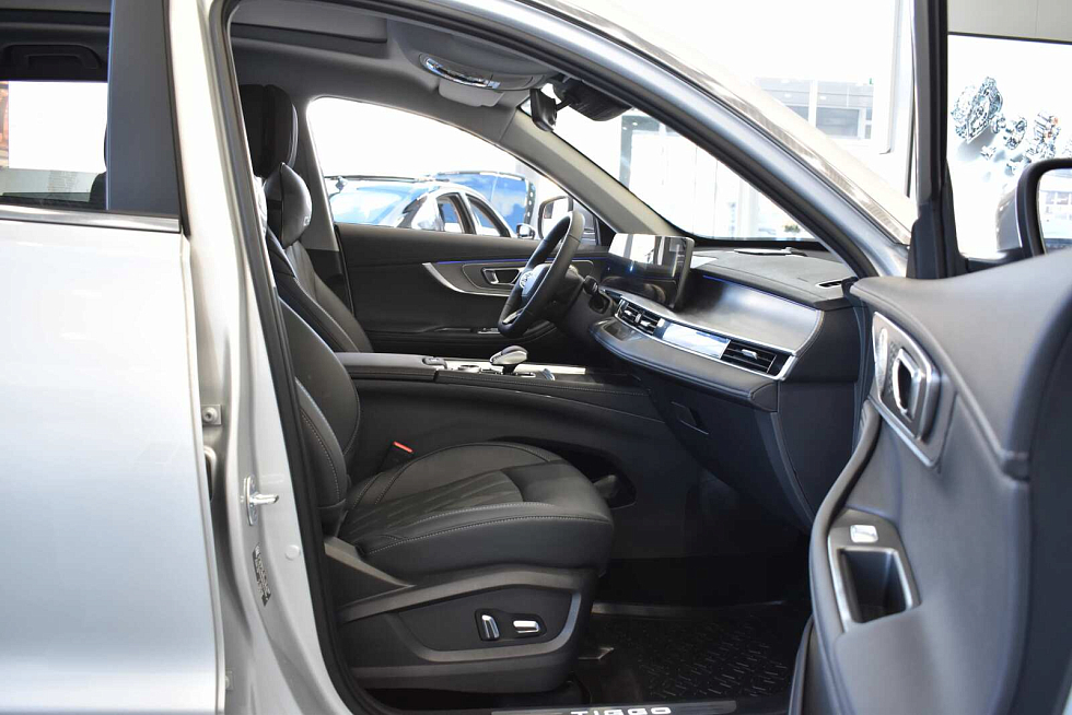 Chery Tiggo 8 Pro Max Ультима/Ultimate 4WD, серебряный