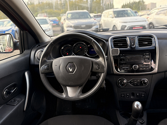 Renault Sandero Confort, 2016 года, пробег 146000 км