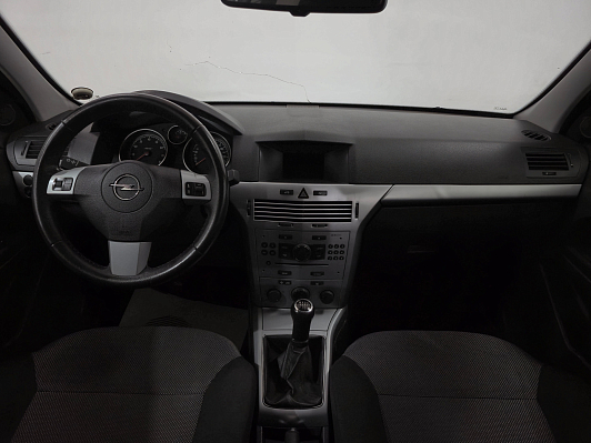 Opel Astra Enjoy, 2011 года, пробег 202126 км