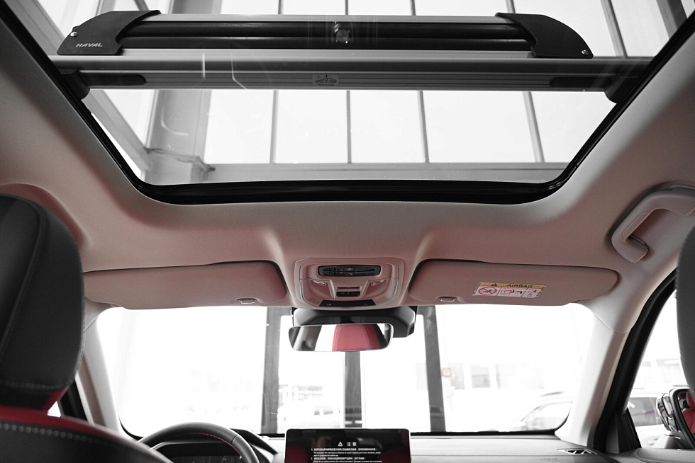 Haval Jolion Комфорт, черный