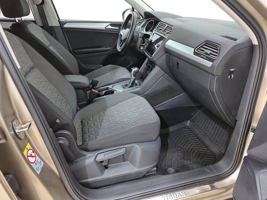 Volkswagen Tiguan Respect Plus, 2021 года, пробег 46763 км