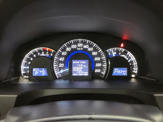 Toyota Camry, 2014 года, пробег 250000 км
