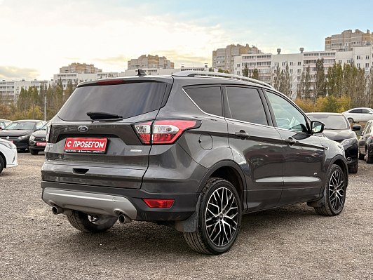 Ford Kuga Titanium, 2017 года, пробег 93500 км