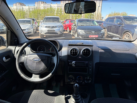Ford Fusion Trend, 2005 года, пробег 192655 км