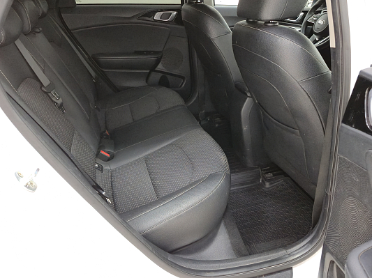 Kia Ceed Prestige, 2020 года, пробег 162115 км
