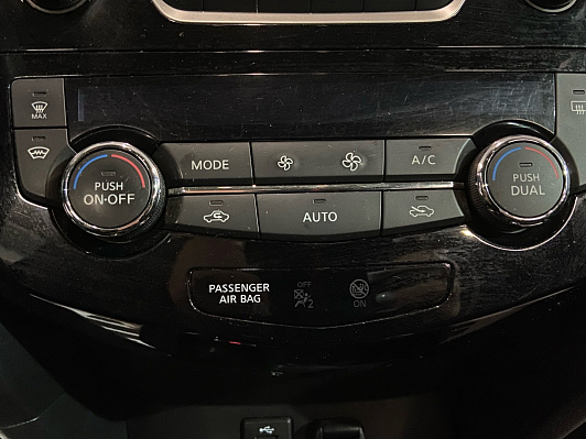 Nissan X-Trail XE, 2015 года, пробег 96001 км