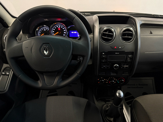 Renault Duster, 2017 года, пробег 146000 км