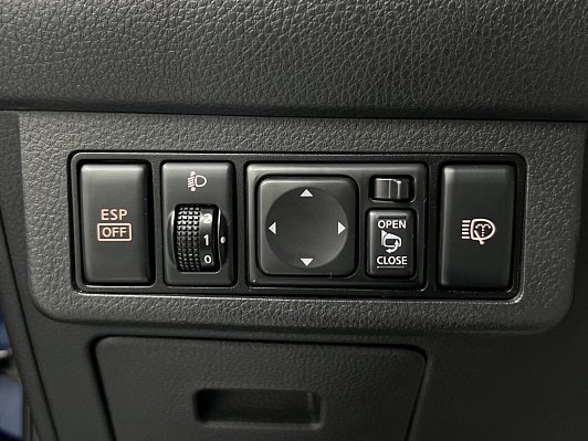 Nissan Tiida Tekna, 2012 года, пробег 249097 км