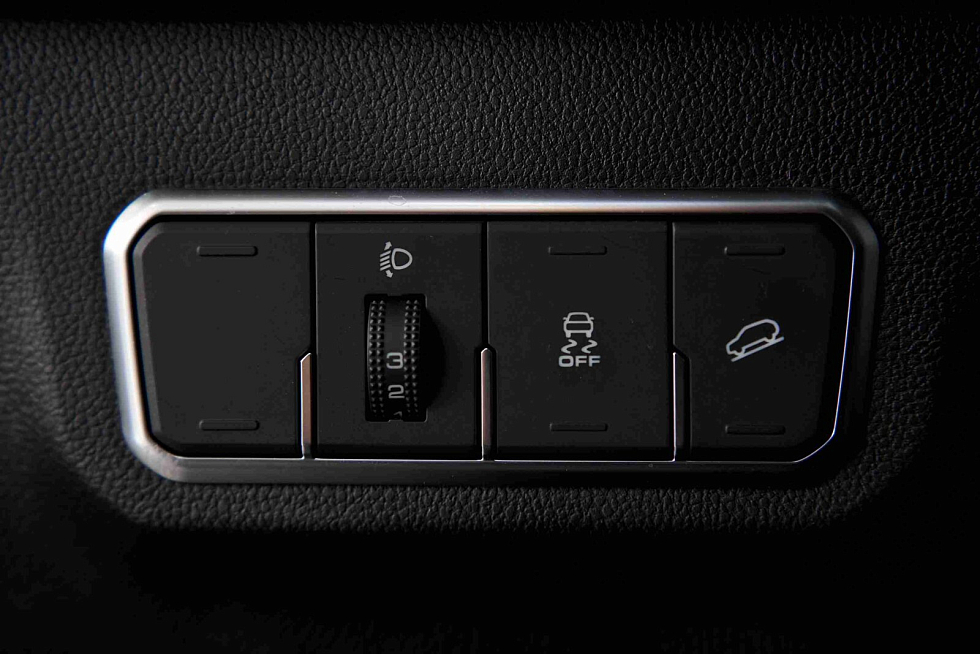 Haval M6 Оптимум, черный